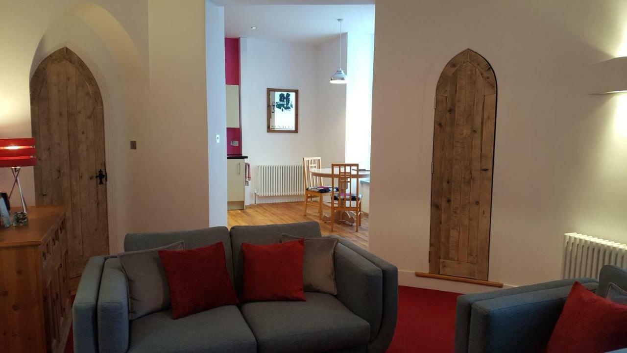 פורט אוגוסטוס The Old Convent Holiday Apartments מראה חיצוני תמונה
